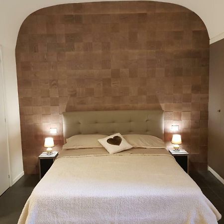 Home "Suite" Home Napoli Bagian luar foto