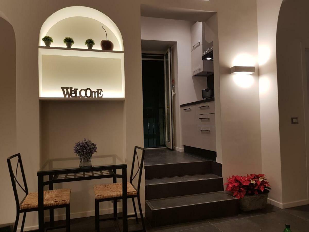 Home "Suite" Home Napoli Bagian luar foto