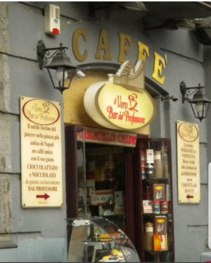 Home "Suite" Home Napoli Bagian luar foto